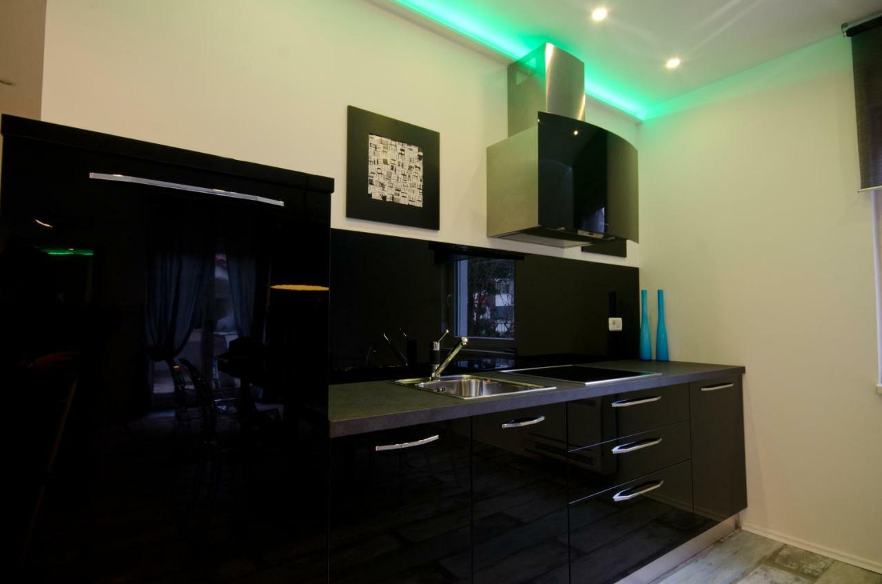 Pine And Lime Apartments Пула Екстер'єр фото